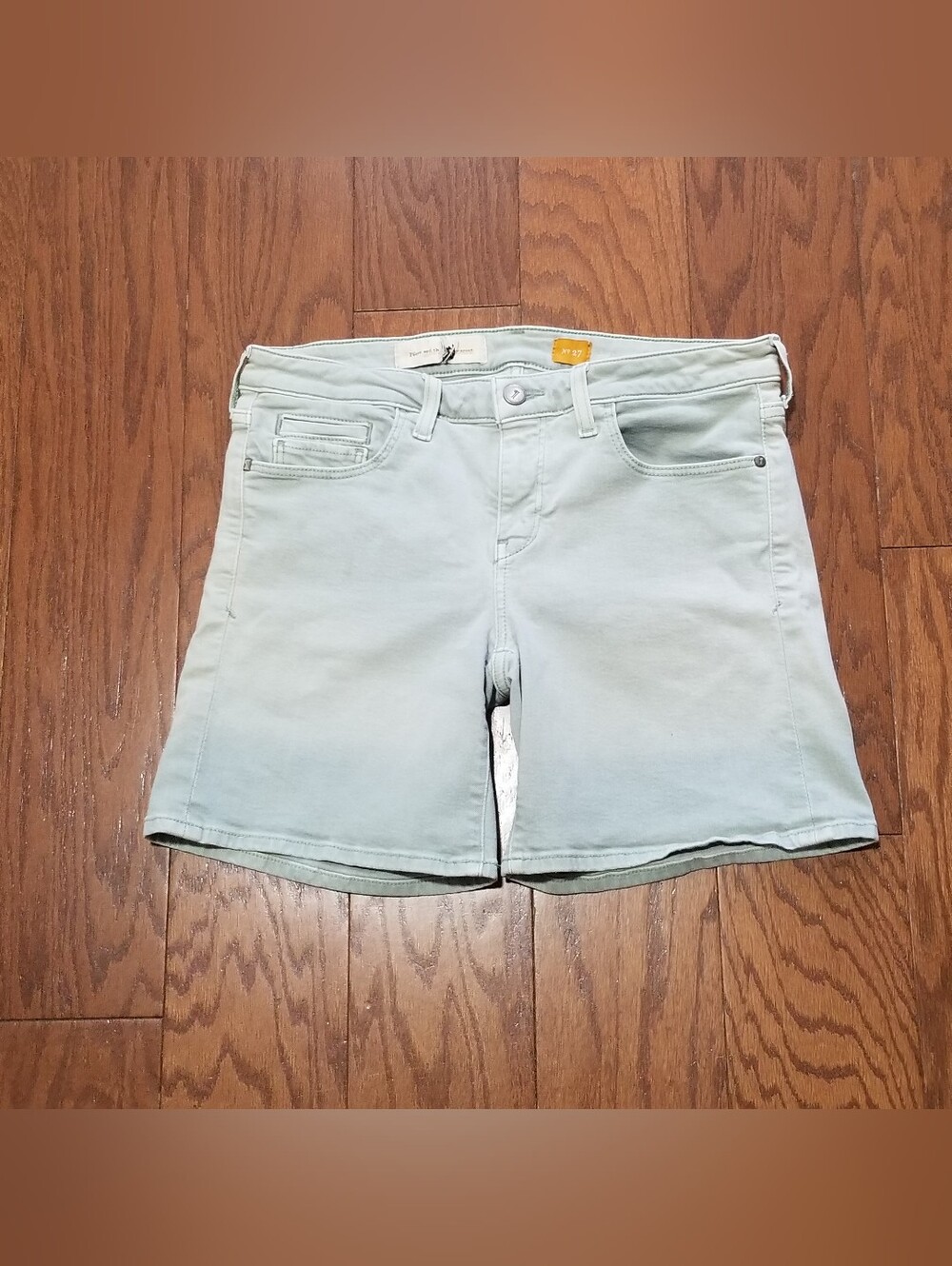 Anthropologie Pilcro Sage Green Shorts Sz 27 - Picture 2 of 3